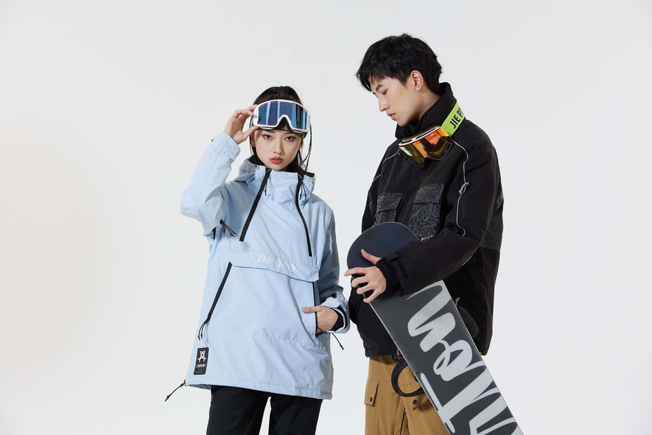 Difference between Ski jacket and snowboarding jacket