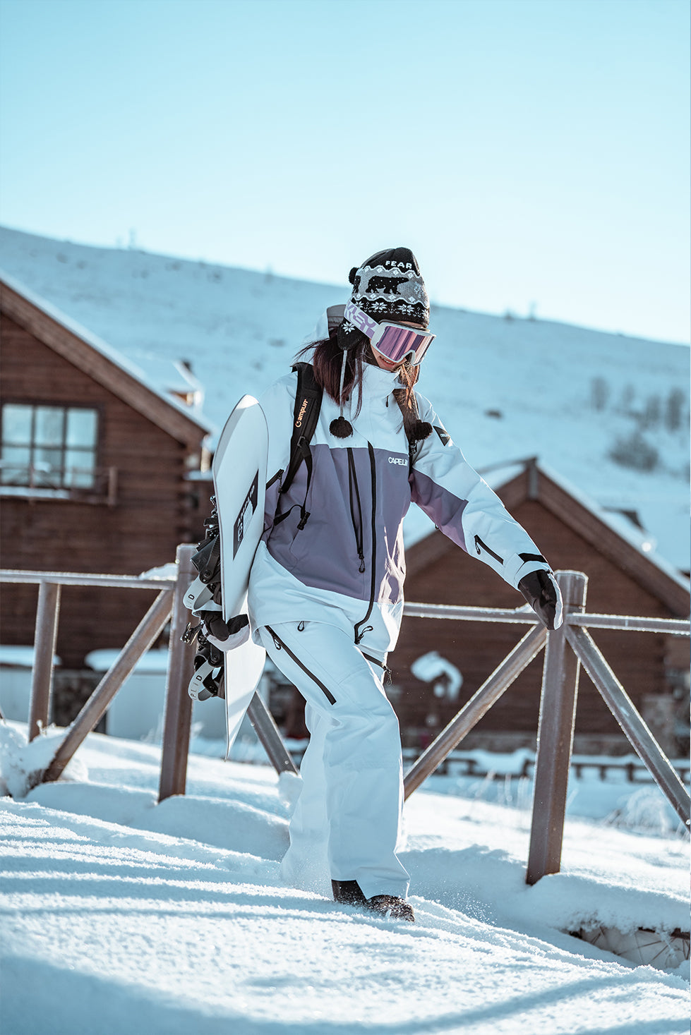 The Freeride Skiing Guide: Techniques, Gear & Terrain