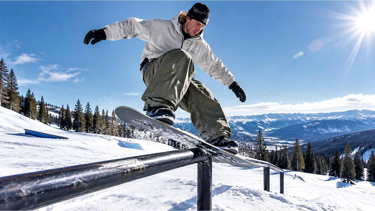 baggy snowboard pants freestyle riding benefits