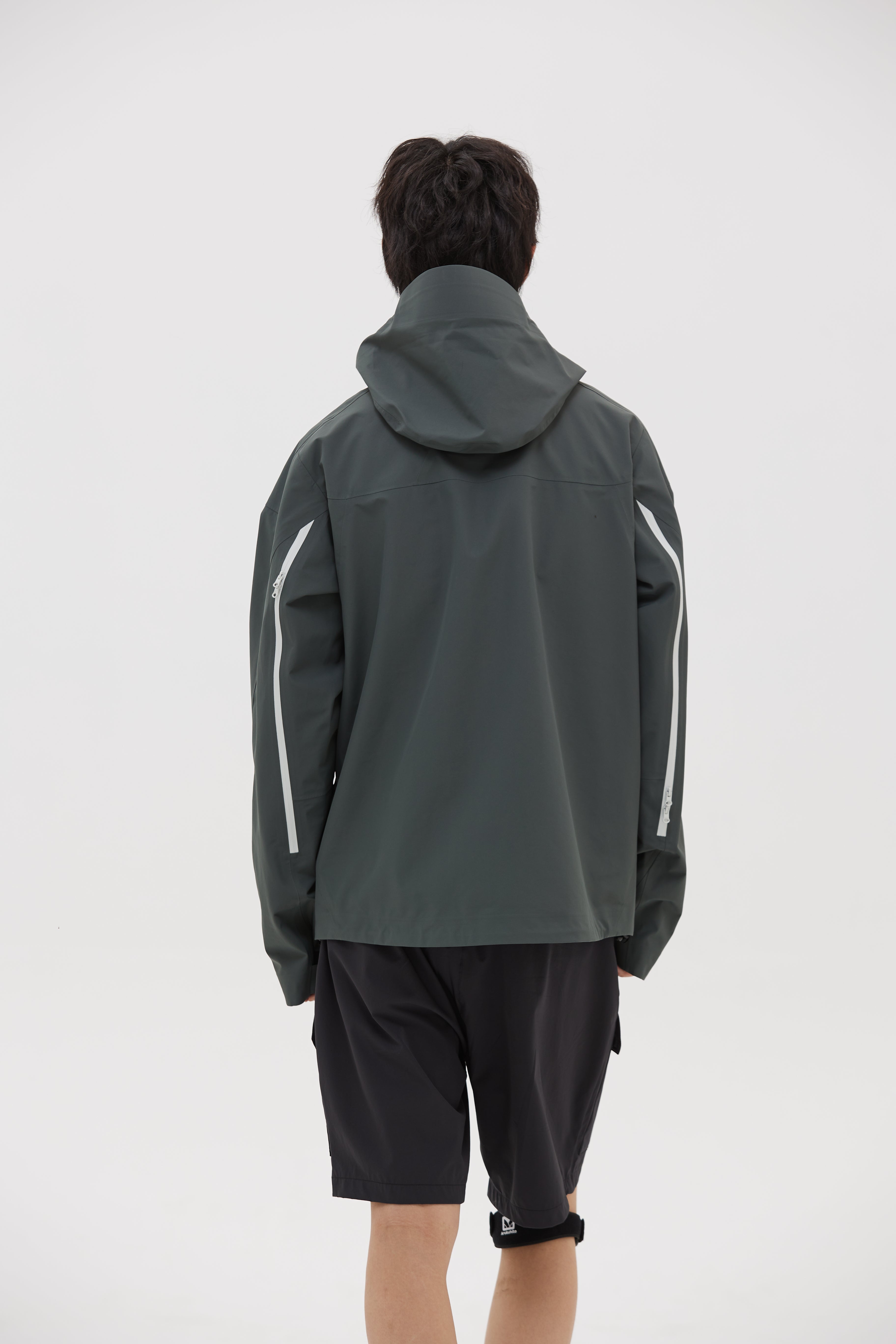 Unisex Climb 3L Windbreaker | CAPELIN CREW