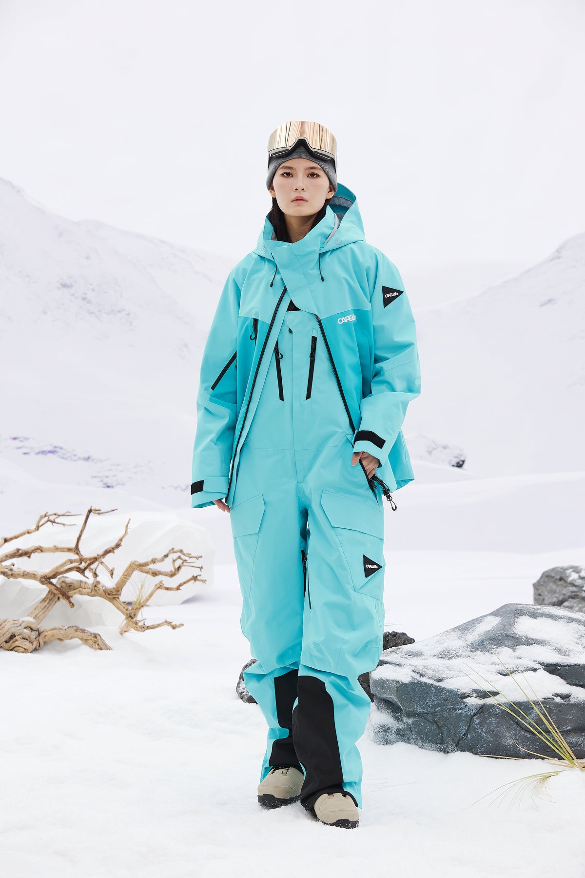 299.00 Saturn Unisex 3L Shell Snowboard Bib Pant – CAPELIN CREW