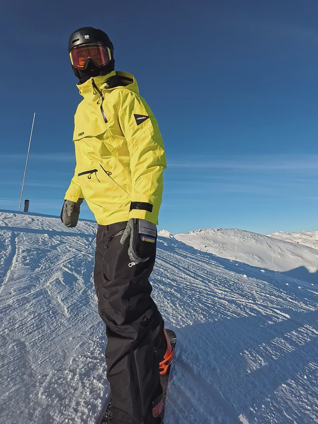 Women's Ace Pullover Snowboard Jacket | CAPELIN CREW